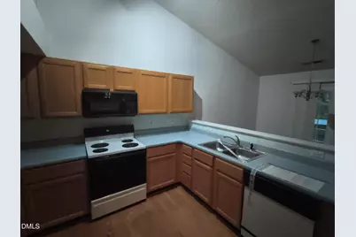 9 Crystal Oaks Court, Durham, NC 27707 - Photo 7