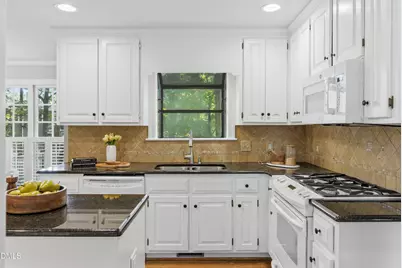 102 Medallion Circle, Cary, NC 27513 - Photo 17