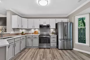 318 Silverberry Ct, Cary, NC 27513 - Photo 13