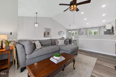 4805 Cardinal Grove Boulevard, Raleigh, NC 27616 - Photo 11