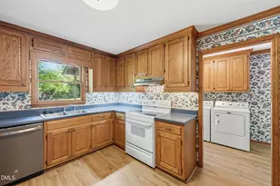 2650 Hyde St, Burlington, NC 27217 - Photo 9