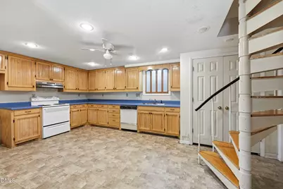 2650 Hyde Street, Burlington, NC 27217 - Photo 23