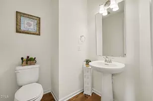 200 Wonderberry Wy, Holly Springs, NC 27540 - Photo 23