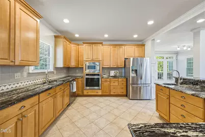 517 Commons Walk Circle, Cary, NC 27519 - Photo 17