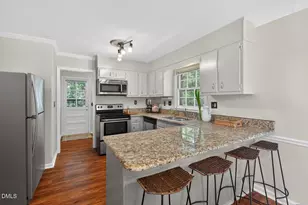 9 Kevin Ct, Durham, NC 27713 - Photo 7