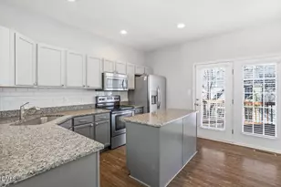 5531 Crabtree Park Ct, Raleigh, NC 27612 - Photo 13