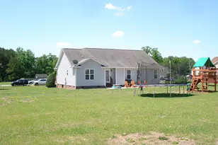 167 Courtney Ln, Dunn, NC 28334 - Photo 9