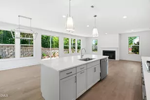 700 Mildred Oaks Ct, Cary, NC 27519 - Photo 3