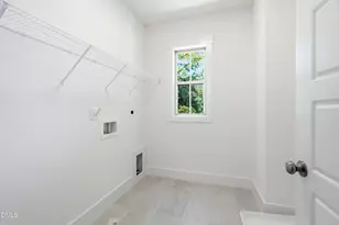 700 Mildred Oaks Ct, Cary, NC 27519 - Photo 15
