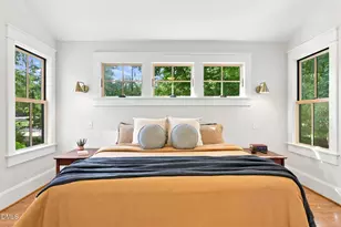 218 Hillsborough Rd, Carrboro, NC 27510 - Photo 23
