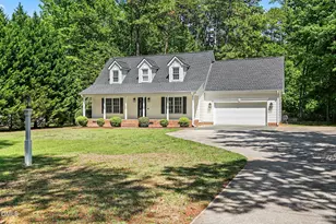 5586 Farmington Dr, Oxford, NC 27565 - Photo 3