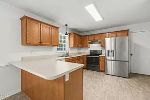 5586 Farmington Dr, Oxford, NC 27565 - Photo 7