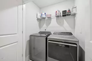 211 Pond Vw Ct, Fuquay-Varina, NC 27526 - Photo 23