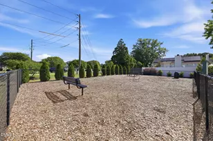 211 Pond Vw Ct, Fuquay-Varina, NC 27526 - Photo 37