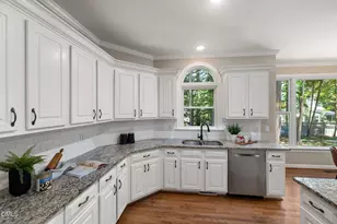 305 Birdwood Ct, Cary, NC 27519 - Photo 21
