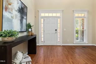 305 Birdwood Ct, Cary, NC 27519 - Photo 7
