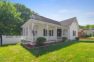305 Broad St, Oxford, NC 27565 - Photo 3