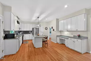 115 Lonebrook Dr, Chapel Hill, NC 27516 - Photo 15