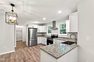 5716 North Hills Dr, Raleigh, NC 27612 - Photo 3