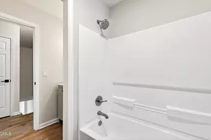 5716 North Hills Dr, Raleigh, NC 27612 - Photo 27