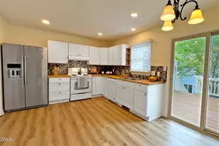 6544 English Oaks Dr, Raleigh, NC 27615 - Photo 15