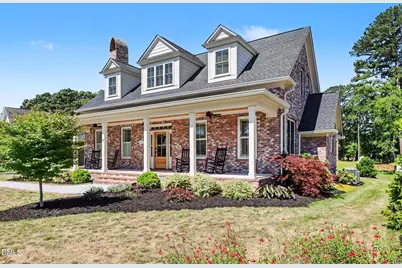 110 Parker Street, Four Oaks, NC 27524 - Photo 3