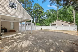 1105 S Vermont St, Smithfield, NC 27577 - Photo 31