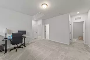 122 Commons Cir, Clayton, NC 27520 - Photo 17
