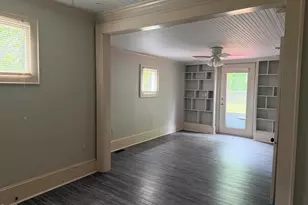 302 N Brevard St, Selma, NC 27576 - Photo 15