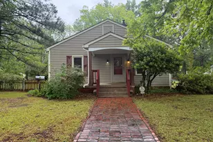 302 N Brevard St, Selma, NC 27576 - Photo 1