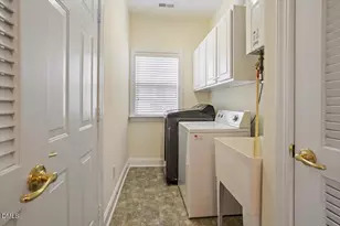 3005 Heritage Pines Dr, Cary, NC 27519 - Photo 19