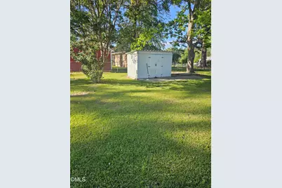 502 Crestview Avenue SW, Wilson, NC 27893 - Photo 3