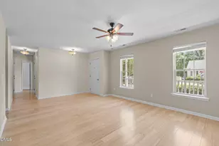 512 Lee St, Holly Springs, NC 27540 - Photo 7