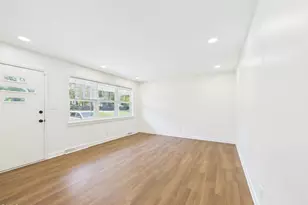 1021 N Mineral Springs Rd, Durham, NC 27703 - Photo 5