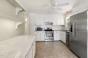 5940 Wintergreen Dr, Raleigh, NC 27609 - Photo 15