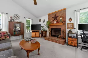 4148 Willow Haven Ct, Raleigh, NC 27616 - Photo 7