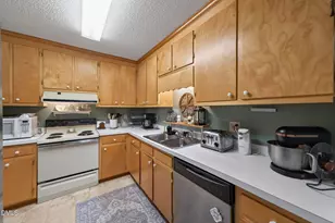 4148 Willow Haven Ct, Raleigh, NC 27616 - Photo 13