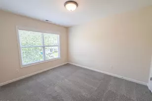 1305 Silver Dr, Mebane, NC 27302 - Photo 9