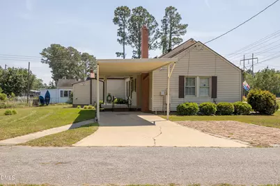 610 N Lincoln Street, Benson, NC 27504 - Photo 29