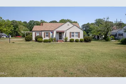 610 N Lincoln Street, Benson, NC 27504 - Photo 3