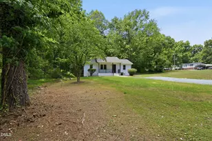 707 Dickens St, Roxboro, NC 27573 - Photo 3