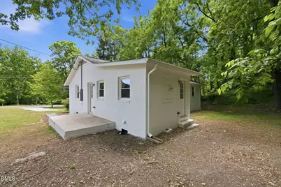 707 Dickens Street, Roxboro, NC 27573 - Photo 15