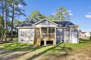 305 N West St, Roseboro, NC 28382 - Photo 33