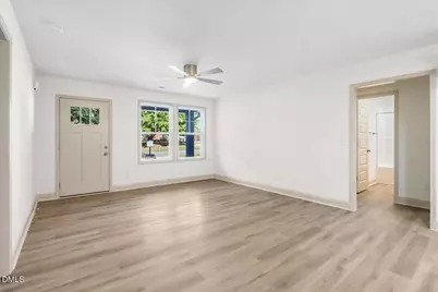 305 N West Street, Roseboro, NC 28382 - Photo 7