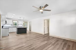 305 N West St, Roseboro, NC 28382 - Photo 9