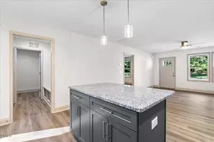 305 N West St, Roseboro, NC 28382 - Photo 15
