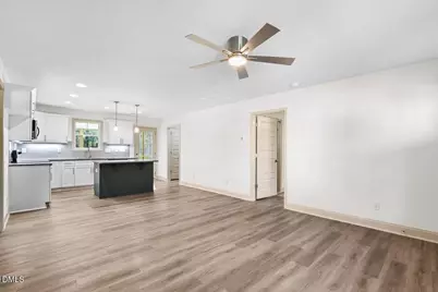 305 N West Street, Roseboro, NC 28382 - Photo 13