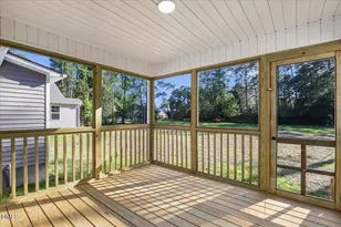 305 N West St, Roseboro, NC 28382 - Photo 29