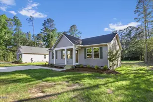 305 N West St, Roseboro, NC 28382 - Photo 3