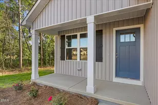 303 N West St, Roseboro, NC 28382 - Photo 5